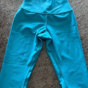 ALO// high rise airlift leggings. Blue aqua